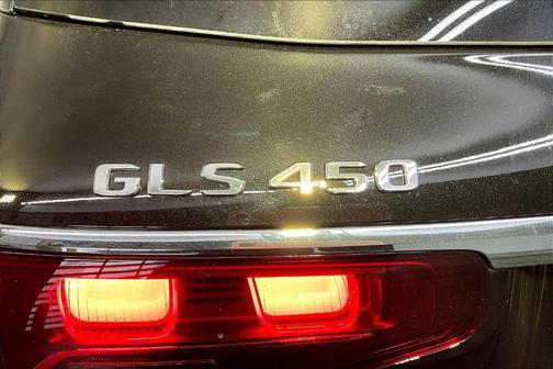 2026 Mercedes-Benz GLS 450 