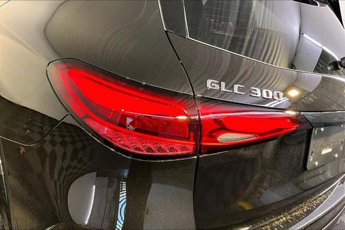 2026 Mercedes-Benz GLC 300 Base 4MATIC