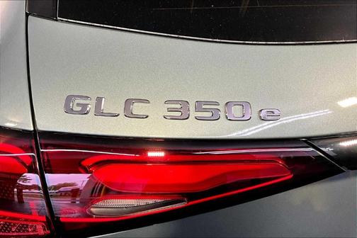 2025 Mercedes-Benz GLC 350e Base 4MATIC