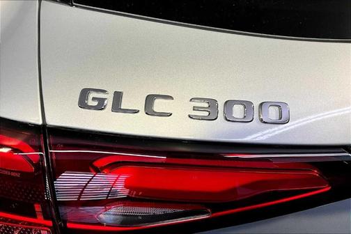 2025 Mercedes-Benz GLC 300 Base 4MATIC