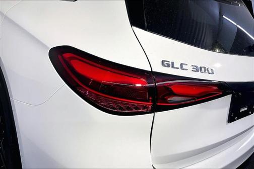 2026 Mercedes-Benz GLC 300 Base 4MATIC