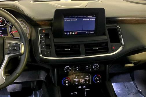2023 Chevrolet Suburban LS