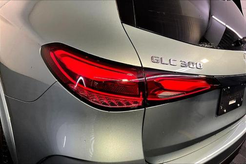 2026 Mercedes-Benz GLC 300 Base 4MATIC