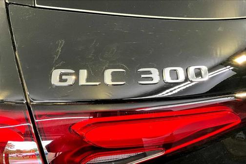 2025 Mercedes-Benz GLC 300 Base 4MATIC