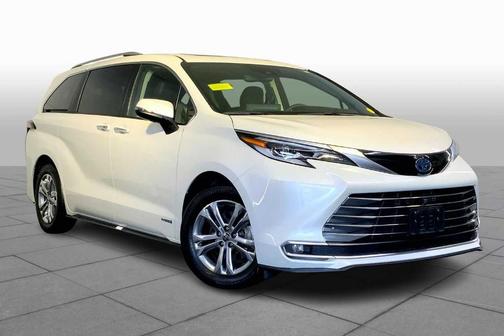 2021 Toyota Sienna L