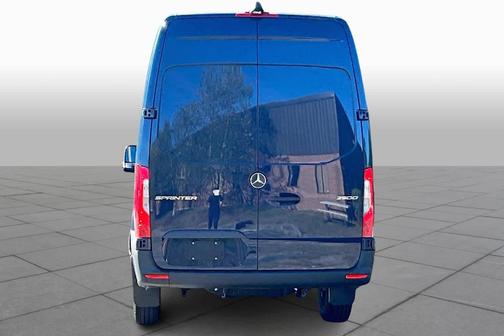 2025 Mercedes-Benz Sprinter 2500
