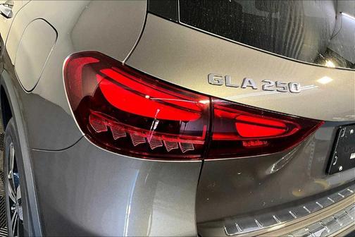 2026 Mercedes-Benz GLA 250 Base 4MATIC