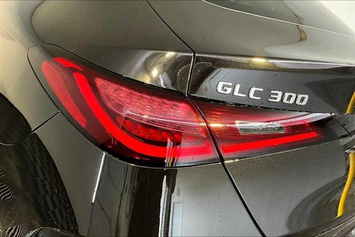 2026 Mercedes-Benz GLC 300 Base 4MATIC