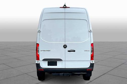 2025 Mercedes-Benz Sprinter 2500