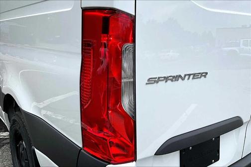 2025 Mercedes-Benz Sprinter 2500
