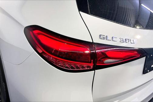 2026 Mercedes-Benz GLC 300 Base 4MATIC