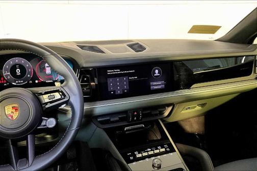 2024 Porsche Cayenne Base