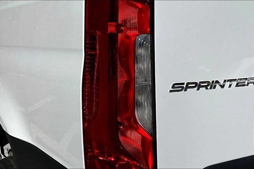 2025 Mercedes-Benz Sprinter 2500