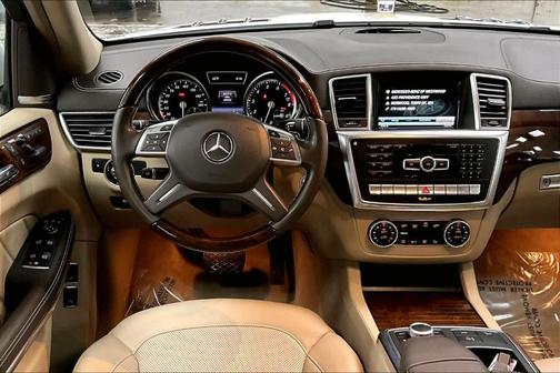 2015 Mercedes-Benz GL-Class GL 550 4MATIC