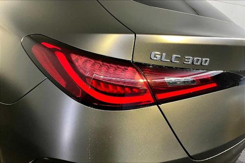 2026 Mercedes-Benz GLC 300 Base 4MATIC