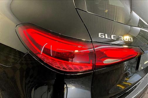2025 Mercedes-Benz GLC 300 Base 4MATIC