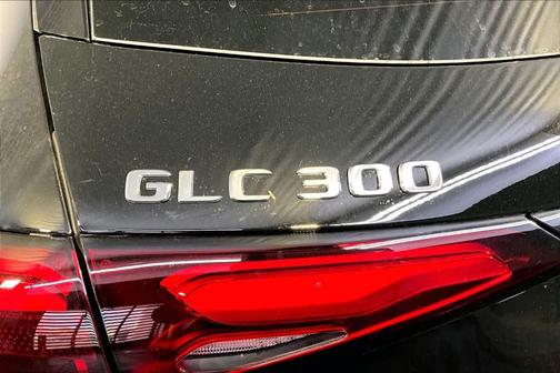 2026 Mercedes-Benz GLC 300 Base 4MATIC