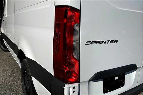 2025 Mercedes-Benz Sprinter 2500 