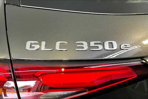 2025 Mercedes-Benz GLC 350e Base 4MATIC