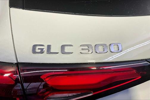 2026 Mercedes-Benz GLC 300 Base 4MATIC