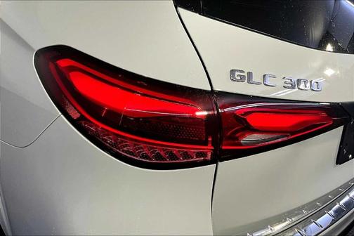 2026 Mercedes-Benz GLC 300 Base 4MATIC