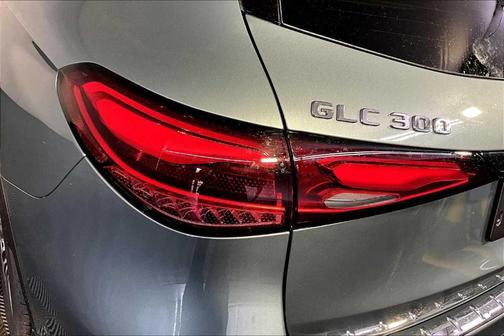 2025 Mercedes-Benz GLC 300 Base 4MATIC