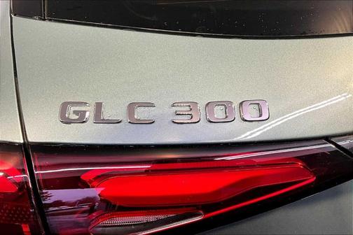 2026 Mercedes-Benz GLC 300 Base 4MATIC