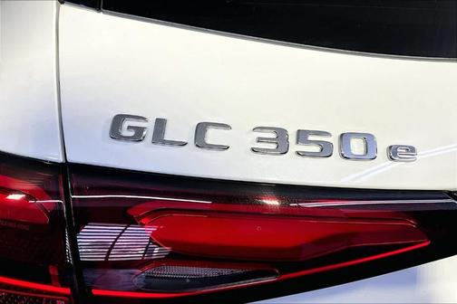 2025 Mercedes-Benz GLC 350e Base 4MATIC