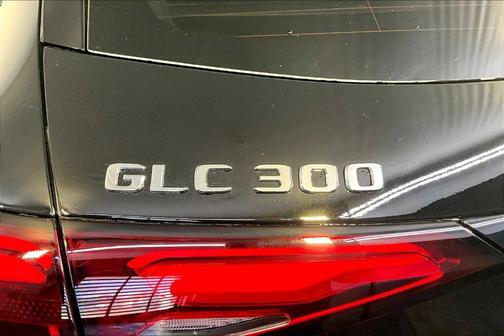 2026 Mercedes-Benz GLC 300 Base 4MATIC
