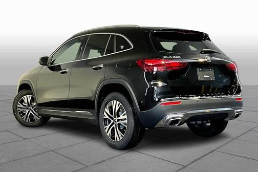 2025 Mercedes-Benz GLA 250 Base 4MATIC