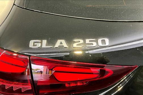 2025 Mercedes-Benz GLA 250 Base 4MATIC