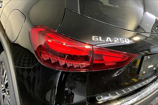 2025 Mercedes-Benz GLA 250 Base 4MATIC