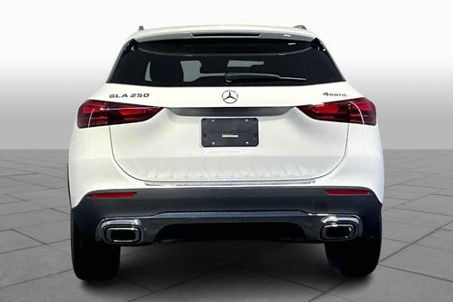 2026 Mercedes-Benz GLA 250 Base 4MATIC