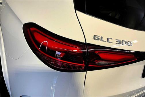 2025 Mercedes-Benz GLC 300 Base 4MATIC