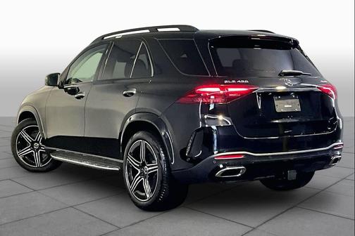 Black 2026 Mercedes-Benz GLE 450 4MATIC
