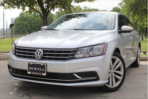 2019 Volkswagen Passat 2.0T Wolfsburg Edition