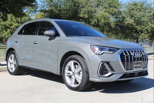 2024 Audi Q3 45 S line Premium Plus