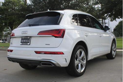 2024 Audi Q5 45 S line Premium Plus