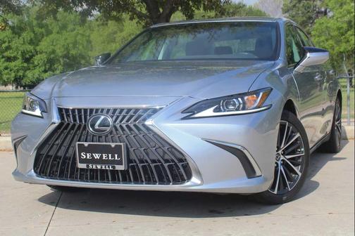 Iridium 2023 Lexus ES 300h Base