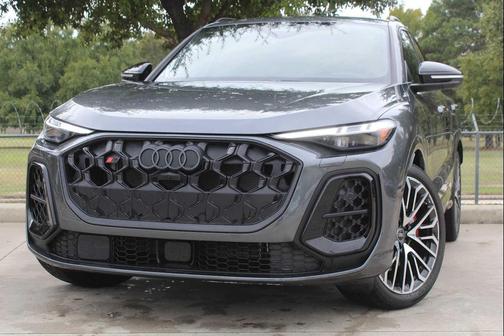 2025 Audi SQ5 3.0T Premium Plus