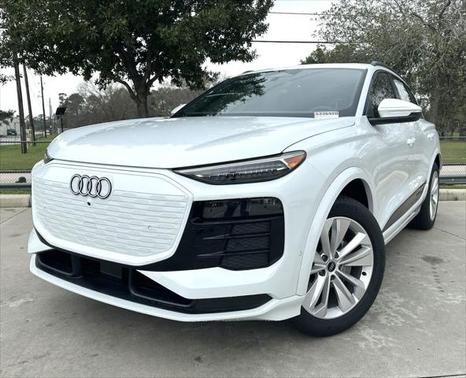 2025 Audi Q6 e-tron Premium Plus