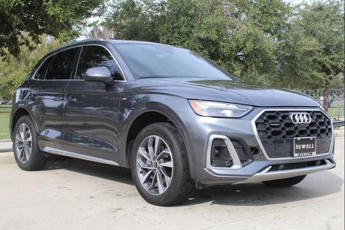 2022 Audi Q5 45 S line Premium Plus