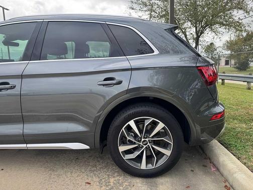 2022 Audi Q5 45 S line Premium Plus