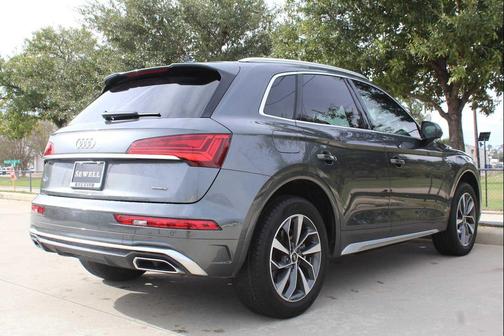 2022 Audi Q5 45 S line Premium Plus