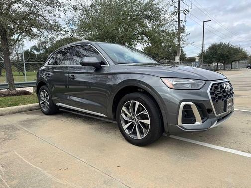 2022 Audi Q5 45 S line Premium Plus