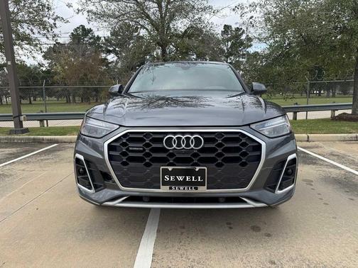 2022 Audi Q5 45 S line Premium Plus