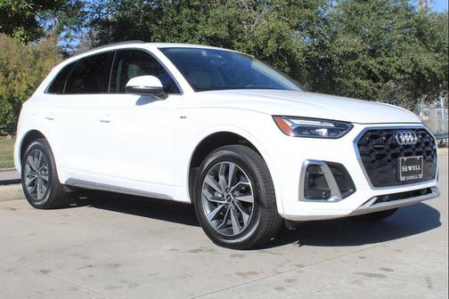 2022 Audi Q5 45 S line Premium