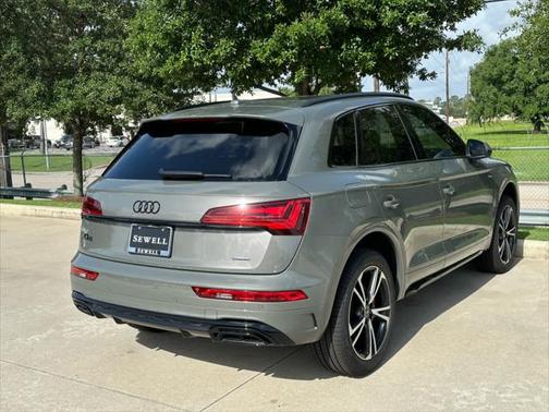 2025 Audi Q5 45 S line Premium Plus
