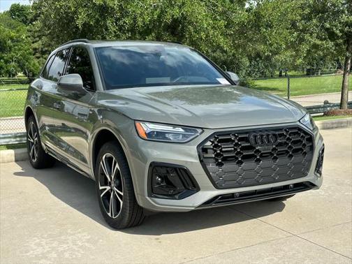 2025 Audi Q5 45 S line Premium Plus