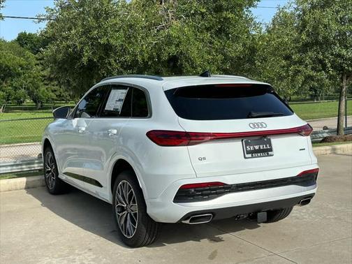 2025 Audi Q5 Premium Plus
